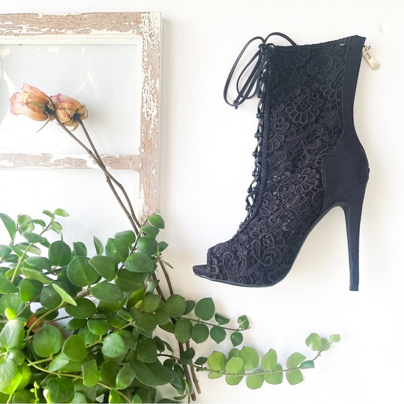 NEW Bebe Black Lace Shaft Lace Up Boots / Heels - Picture 6 of 11